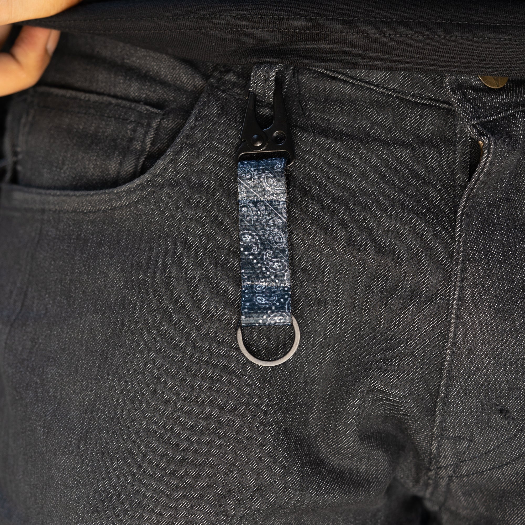 COOL STRAP - PAISLEY BLACK